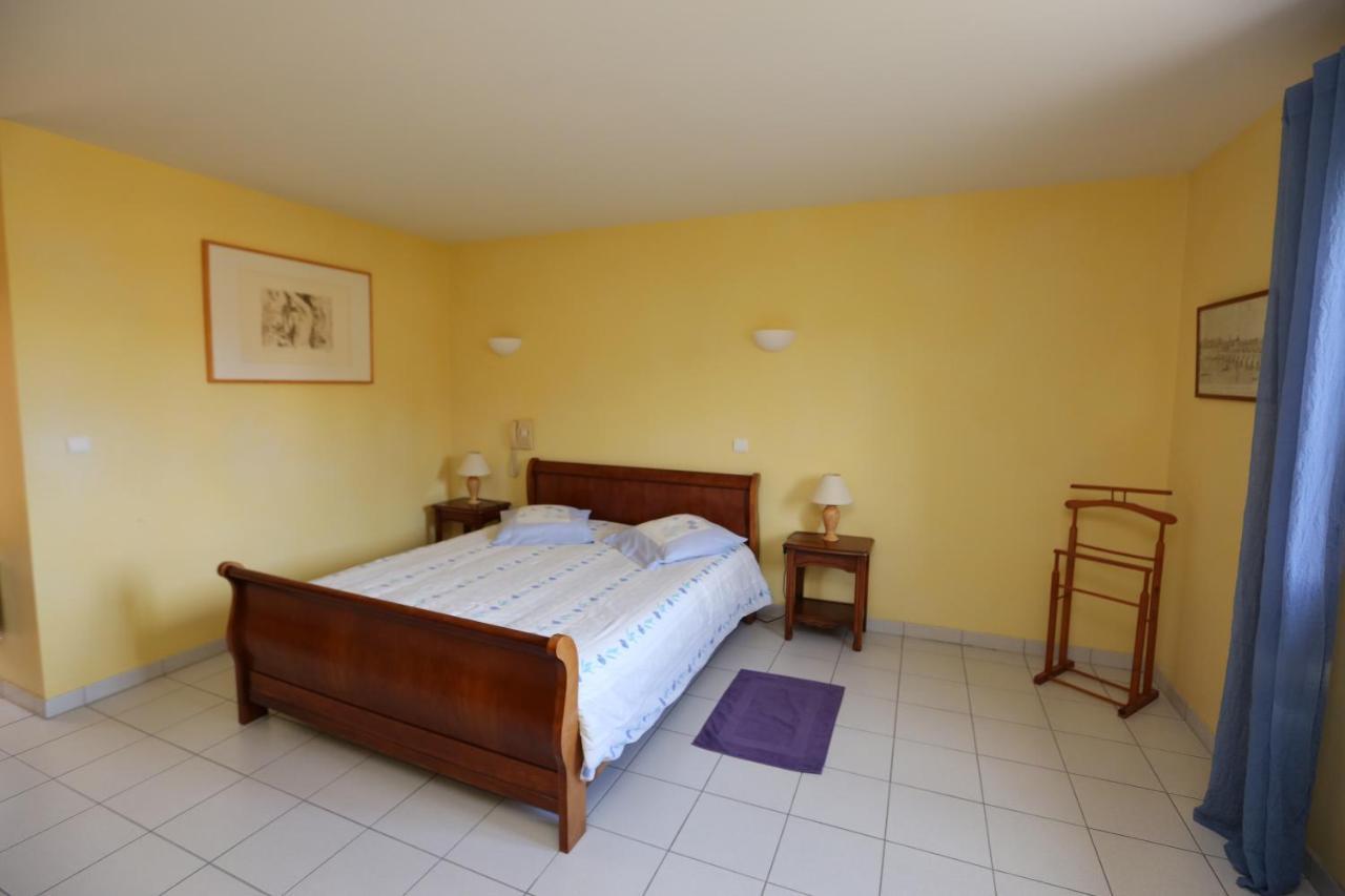 Hotel Le Relais Du Chateau Grignols  Экстерьер фото
