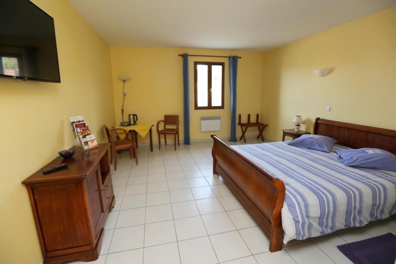 Hotel Le Relais Du Chateau Grignols  Экстерьер фото