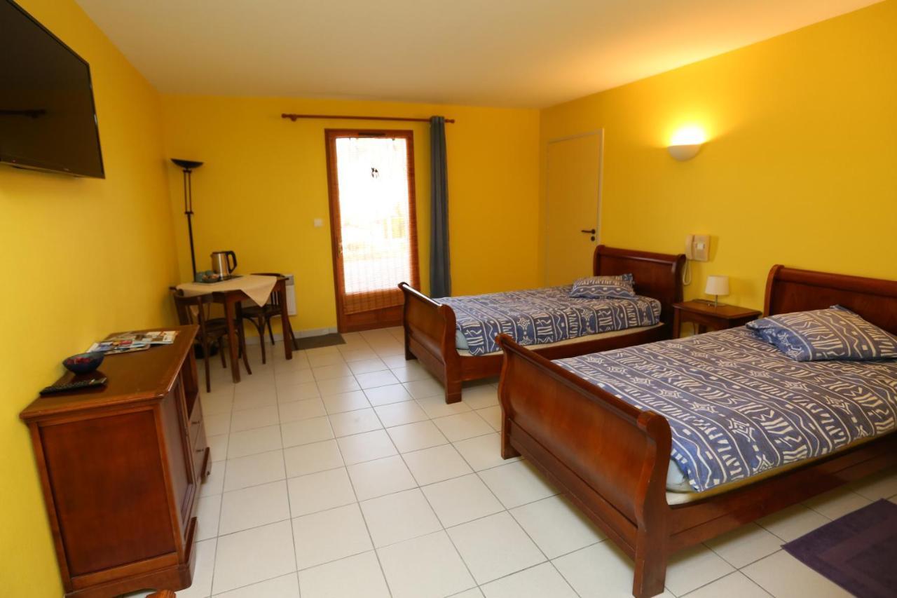 Hotel Le Relais Du Chateau Grignols  Экстерьер фото