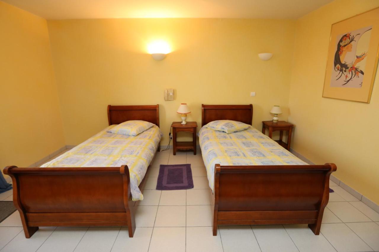Hotel Le Relais Du Chateau Grignols  Экстерьер фото
